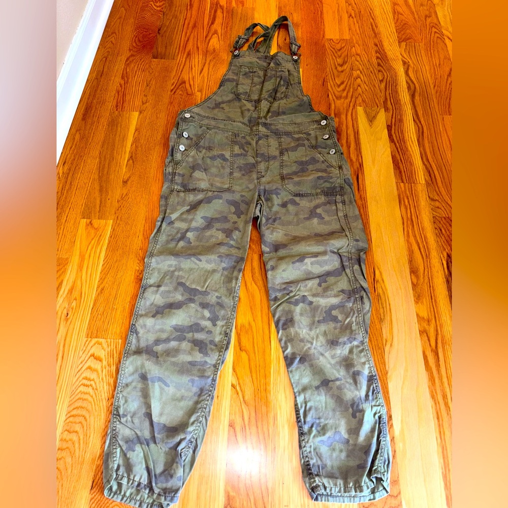 American Eagle Camouflage Overalls